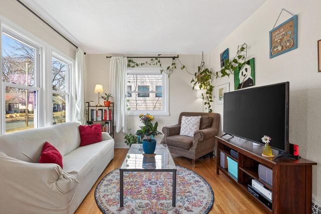 4145 44th Avenue S, Minneapolis, MN 55406