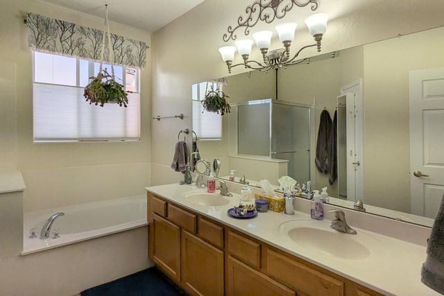 4909 Sundance Court NE, Rio Rancho, NM 87144
