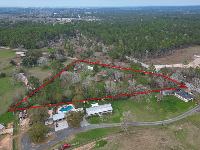 13727 Adams Lane, Pinehurst, TX 77362