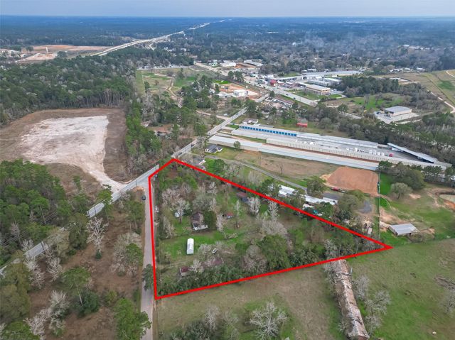 13727 Adams Lane, Pinehurst, TX 77362