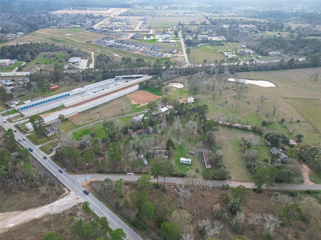 13727 Adams Lane, Pinehurst, TX 77362