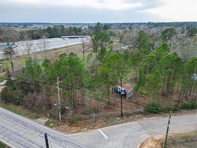 13727 Adams Lane, Pinehurst, TX 77362