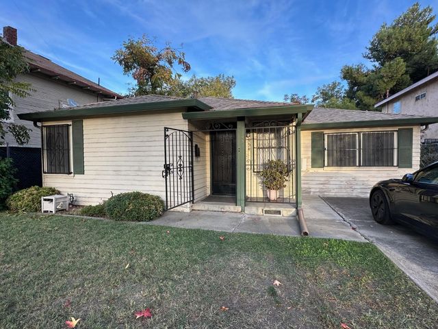 1954 S Sutter Street, Stockton, CA 95206