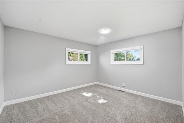 2307 14th Avenue, Eldora, IA 50627