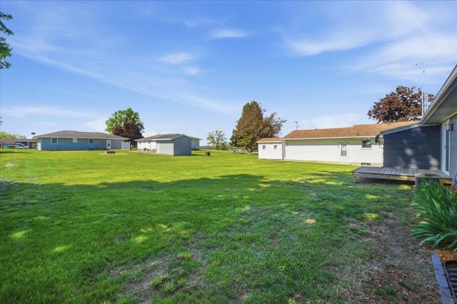 2307 14th Avenue, Eldora, IA 50627