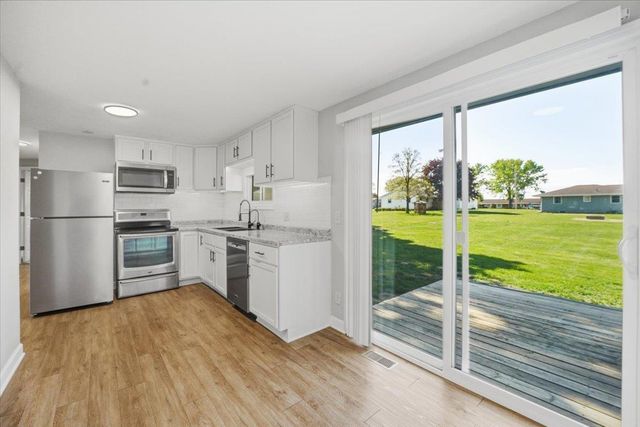 2307 14th Avenue, Eldora, IA 50627