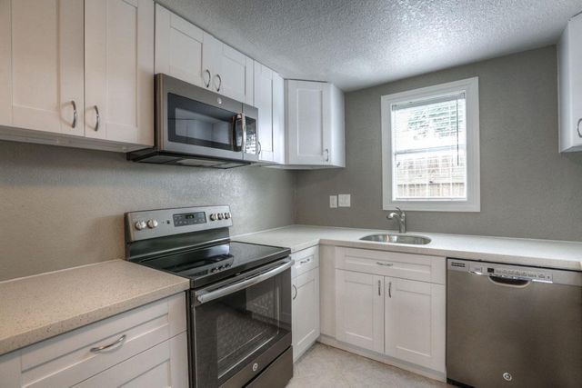 4809 Mcewen A Street, Houston, TX 77009