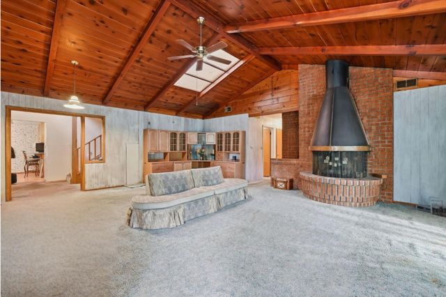 18339 Colfax Hwy, Grass Valley, CA 95945