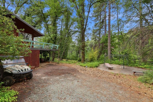 18339 Colfax Hwy, Grass Valley, CA 95945