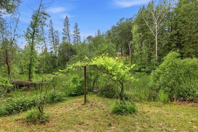 18339 Colfax Hwy, Grass Valley, CA 95945