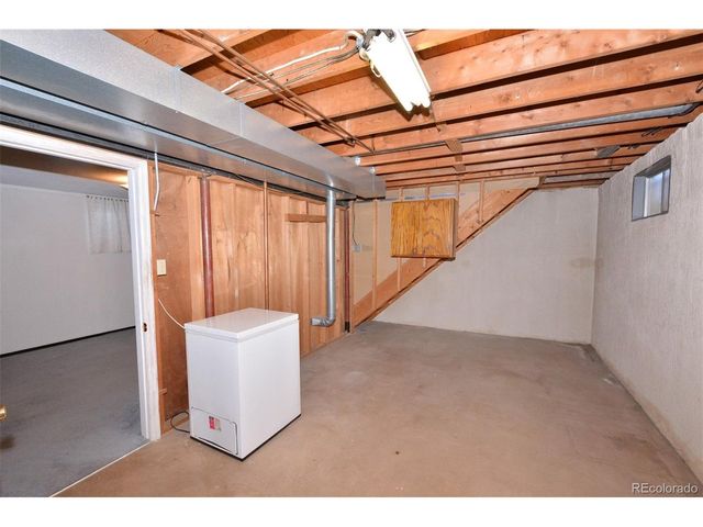 2111 Kodiak Dr, Colorado Springs, CO 80910