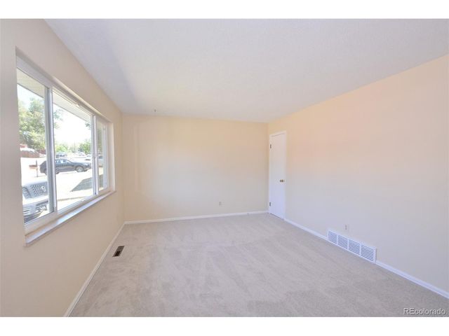 2111 Kodiak Dr, Colorado Springs, CO 80910
