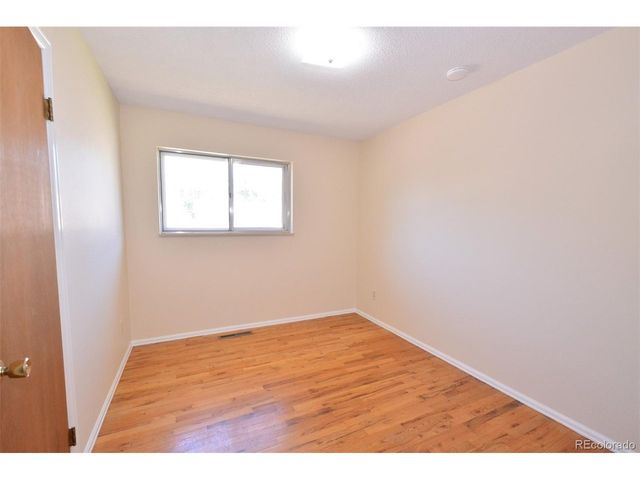 2111 Kodiak Dr, Colorado Springs, CO 80910