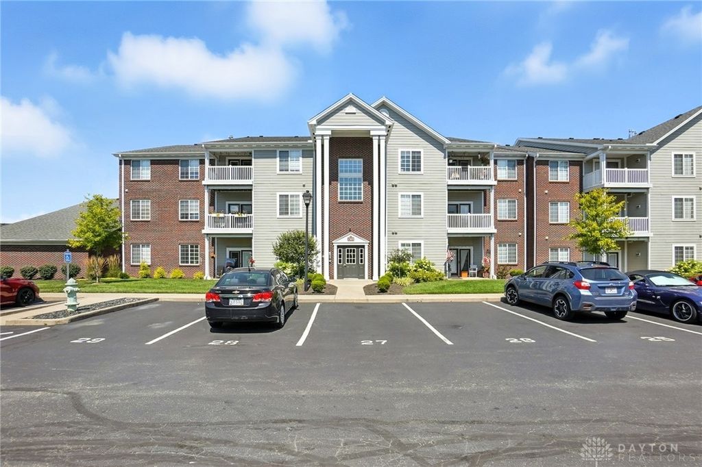 2305 Pinnacle Private Court 310, Fairborn, OH 45324