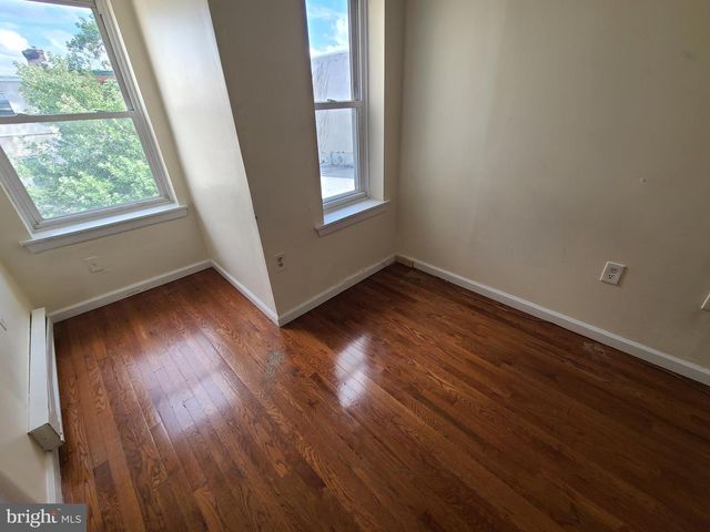 1519 N BOUVIER ST, Philadelphia, PA 19121