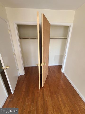 1519 N BOUVIER ST, Philadelphia, PA 19121