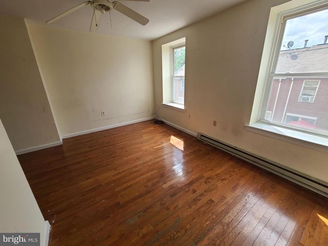 1519 N BOUVIER ST, Philadelphia, PA 19121