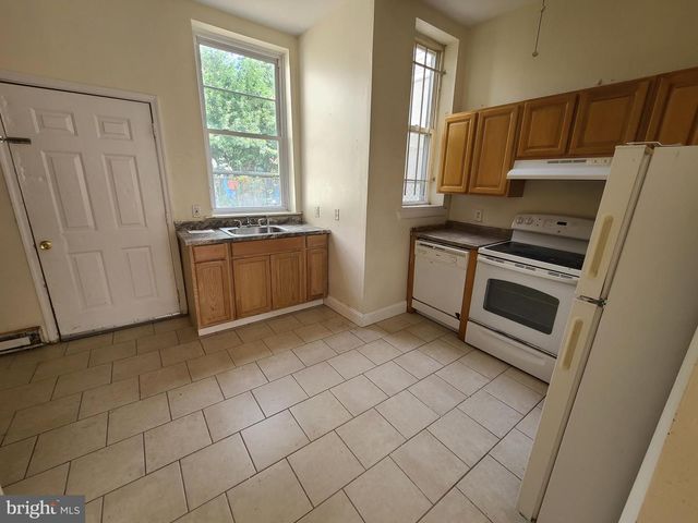 1519 N BOUVIER ST, Philadelphia, PA 19121