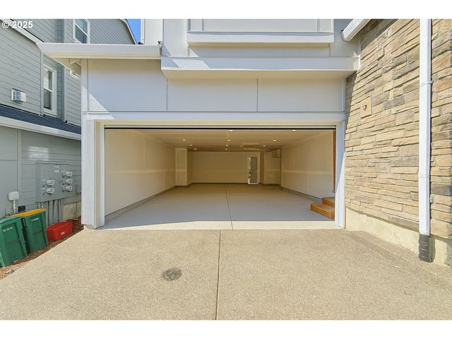 11895 Sw 176th Dr, Beaverton, OR 97007