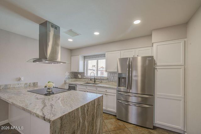 5651 W Monte Vista Road, Phoenix, AZ 85035