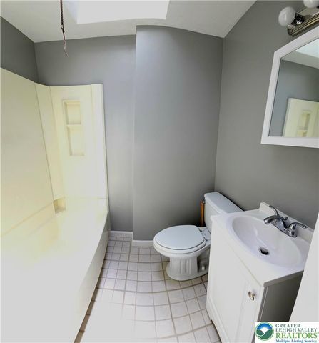 2138 South Lumber Street, Allentown City, PA 18103