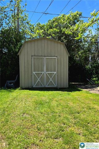 2138 South Lumber Street, Allentown City, PA 18103