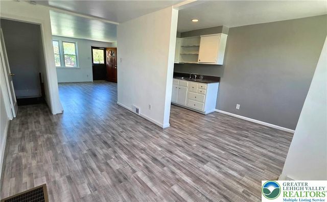 2138 South Lumber Street, Allentown City, PA 18103