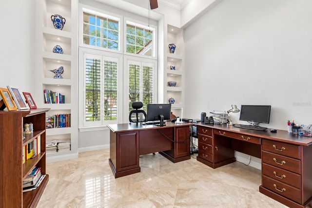 18112 LONGWATER RUN DRIVE, Tampa, FL 33647