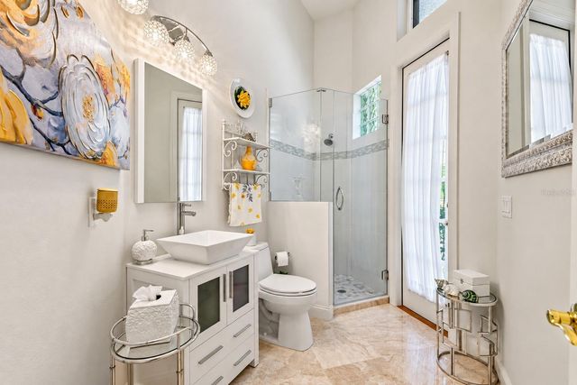 18112 LONGWATER RUN DRIVE, Tampa, FL 33647