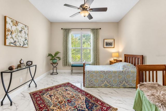 18112 LONGWATER RUN DRIVE, Tampa, FL 33647