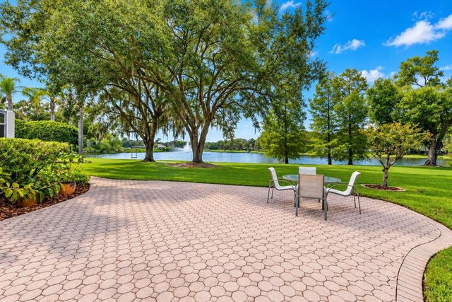 18112 LONGWATER RUN DRIVE, Tampa, FL 33647