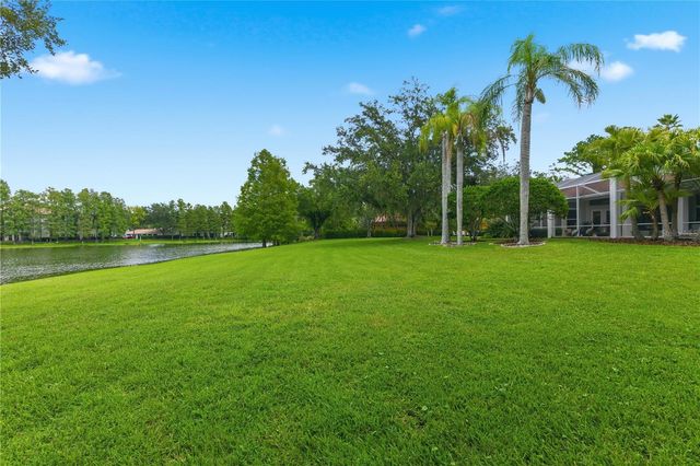 18112 LONGWATER RUN DRIVE, Tampa, FL 33647