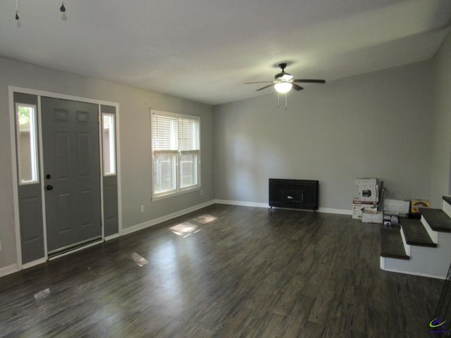 202 Springdale Drive, Warner Robins, GA 31069