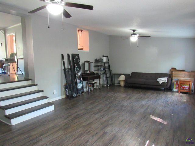 202 Springdale Drive, Warner Robins, GA 31069