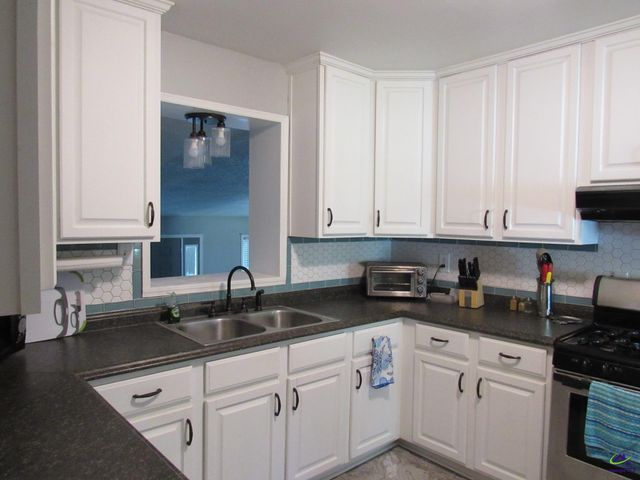 202 Springdale Drive, Warner Robins, GA 31069