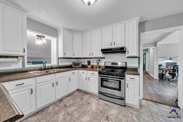 202 Springdale Drive, Warner Robins, GA 31088