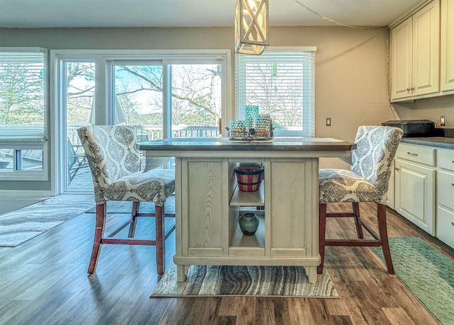 1 Plana Place, Hot Springs Village, AR 71909