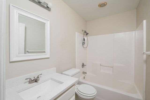 640 W Marshall Street, Van Alstyne, TX 75495