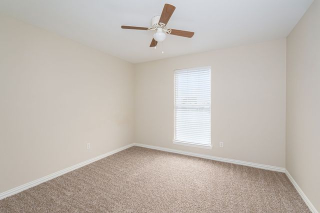 640 W Marshall Street, Van Alstyne, TX 75495