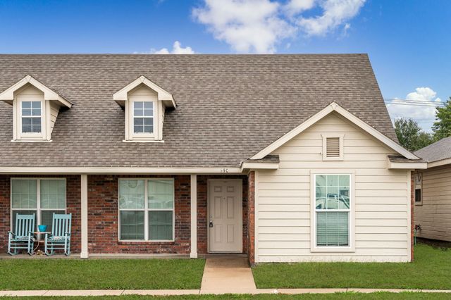640 W Marshall Street, Van Alstyne, TX 75495