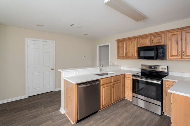 640 W Marshall Street, Van Alstyne, TX 75495