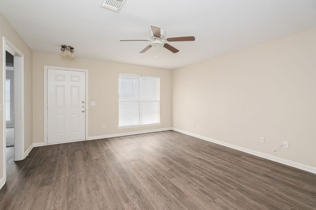 640 W Marshall Street, Van Alstyne, TX 75495