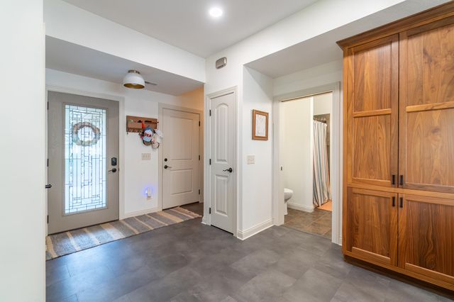 321 Kope Kon Point, Coldwater, MI 49036