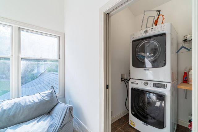 321 Kope Kon Point, Coldwater, MI 49036