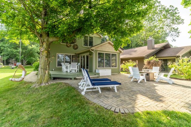 321 Kope Kon Point, Coldwater, MI 49036