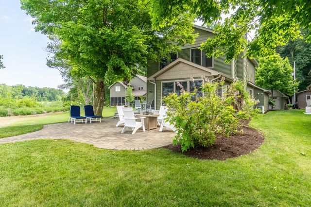 321 Kope Kon Point, Coldwater, MI 49036
