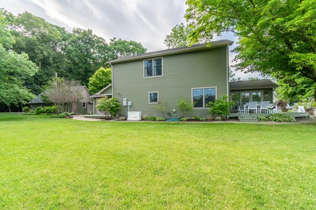 321 Kope Kon Point, Coldwater, MI 49036