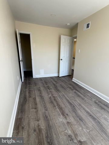 6813 SYLVESTER ST, Philadelphia, PA 19149