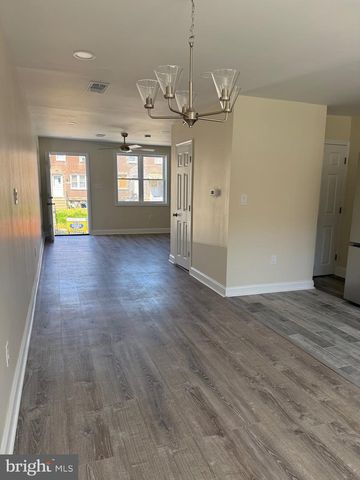6813 SYLVESTER ST, Philadelphia, PA 19149