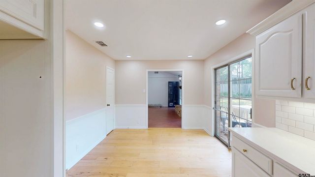 2505 Merry Ln, Tyler, TX 75701